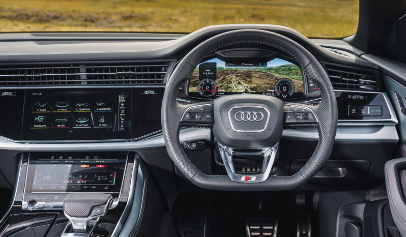 Audi Q8 Quattro full